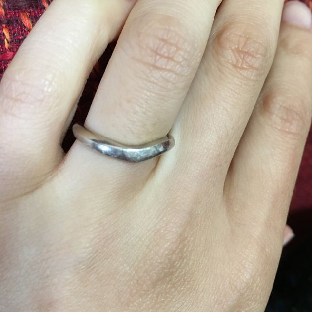 【俄(にわか)の口コミ】 和風な印象のある俄の指輪デザインはどれも素敵でしたが、特にシンプルな…