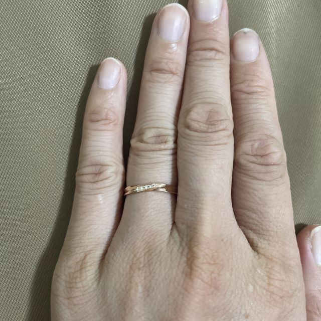 【insembre(インセンブレ)の口コミ】 女性の方は細身でシンプルだけどすごくかわいいです！
ピンクゴールドが好…