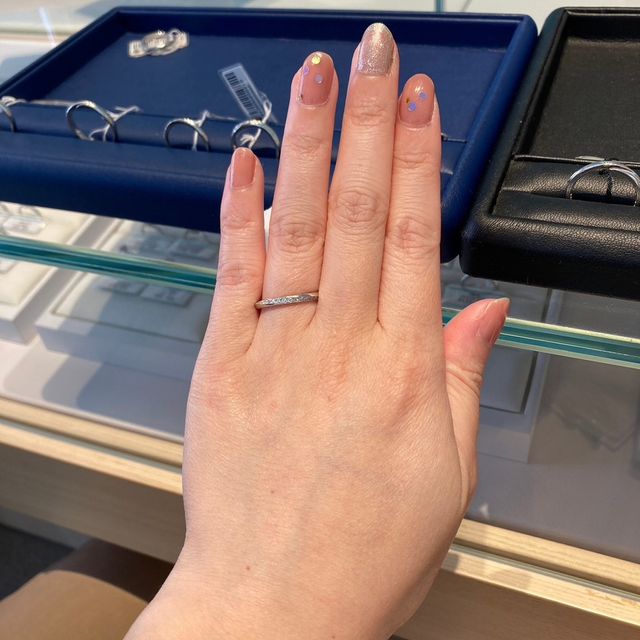 【銀座ダイヤモンドシライシの口コミ】 ダイヤがついていてきらびやかですが、家事や日常生活で支障が出ないよう…