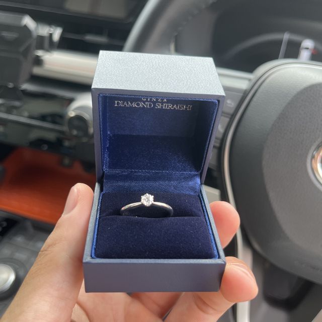 【銀座ダイヤモンドシライシの口コミ】 銀座ダイヤモンドシライシで購入したダイヤモンドはどれも4Cで1番重要なカ…