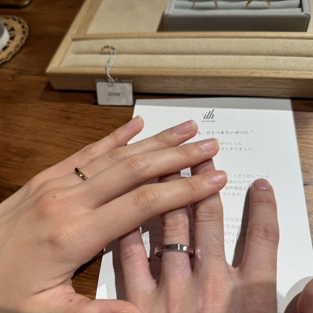 【ith(イズ)の口コミ】 種類がたくさんある中で、お互いの好みが合致したためこちらを選びました…