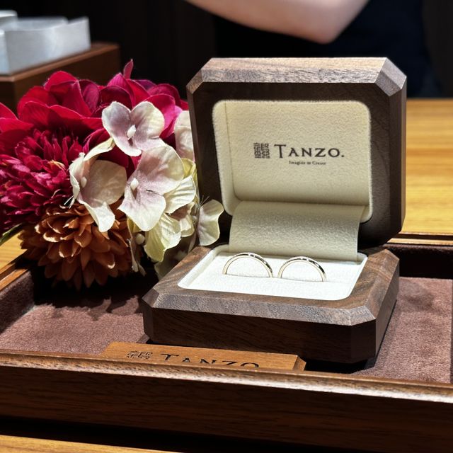 【TANZO.(鍛造指輪)の口コミ】 鍛造工法ならではの頑丈で高耐久な指輪で変化し辛く野外での作業する仕事…