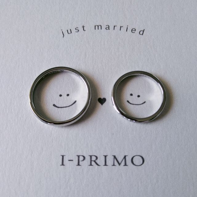 【アイプリモ(I-PRIMO)の口コミ】 ダイヤ付きの指輪がよく、5石にしました。多石ですがデザインが派手すぎな…