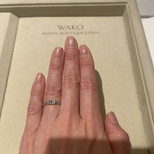 【和光ブライダルブティックギンザの口コミ】 アショカダイヤモンドに惹かれて、見せていただきました。指輪のアームに…