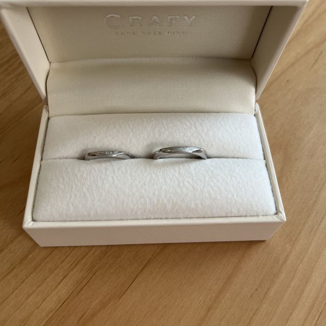 【CRAFY(クラフィ)の口コミ】 指輪のデザイン・テイスト・素材について、全て自分達で決めることができ…