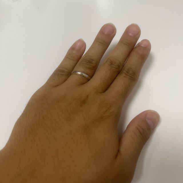 【アイプリモ(I-PRIMO)の口コミ】 まず付け心地がいい。
さらに指輪のデザインが銀と金のミックスでかっこい…