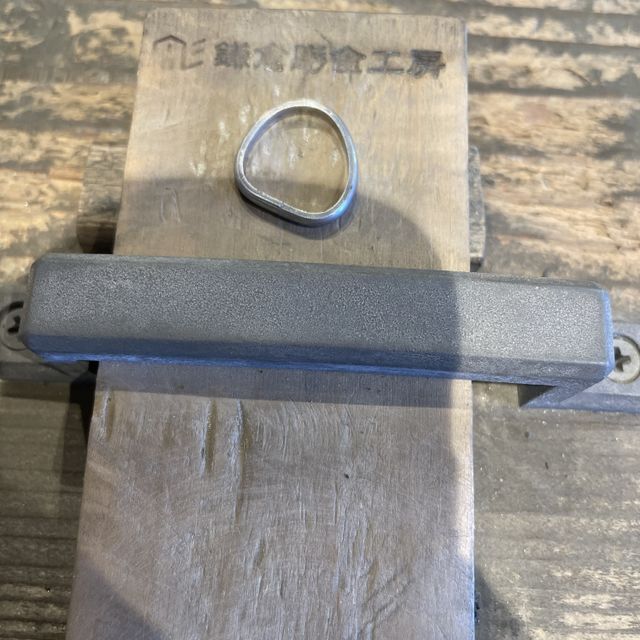 【鎌倉彫金工房の口コミ】 機械を使わずに全て手作業で指輪を作るのでオリジナルの指輪を作れて大満…