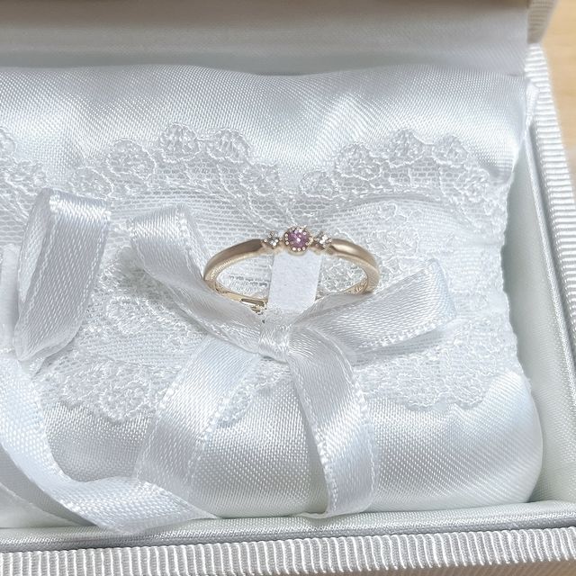 【JEWELRY STUDIO Advance(ジュエリースタジオアドバンス)の口コミ】 少しアンティークな雰囲気も出したかったので、砂消し加工にしました。
普…