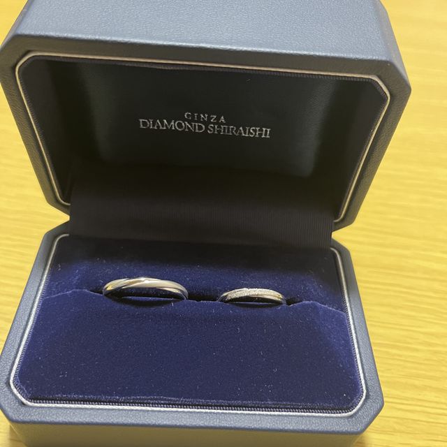 【銀座ダイヤモンドシライシの口コミ】 来店時は希望はありましたが実際指輪を付けてみると似合っていなかったり…