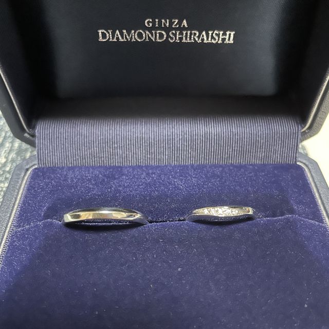 【銀座ダイヤモンドシライシの口コミ】 シンプルなデザインで派手すぎず普段使いしやすいと思い、選びました。少…