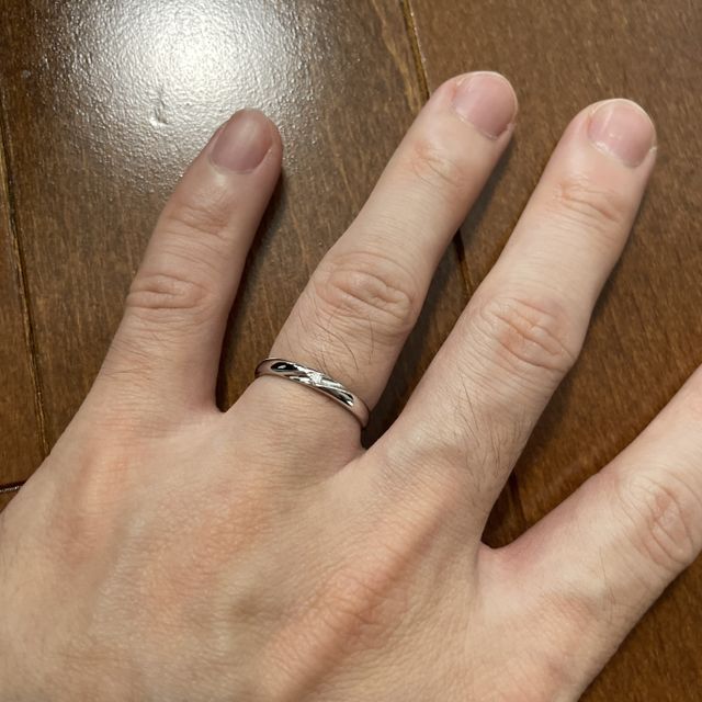 【ラザール ダイヤモンド(LAZARE DIAMOND)の口コミ】 店名にダイヤモンドと冠するだけあり、見せ方がとても綺麗。男性でも入れ…