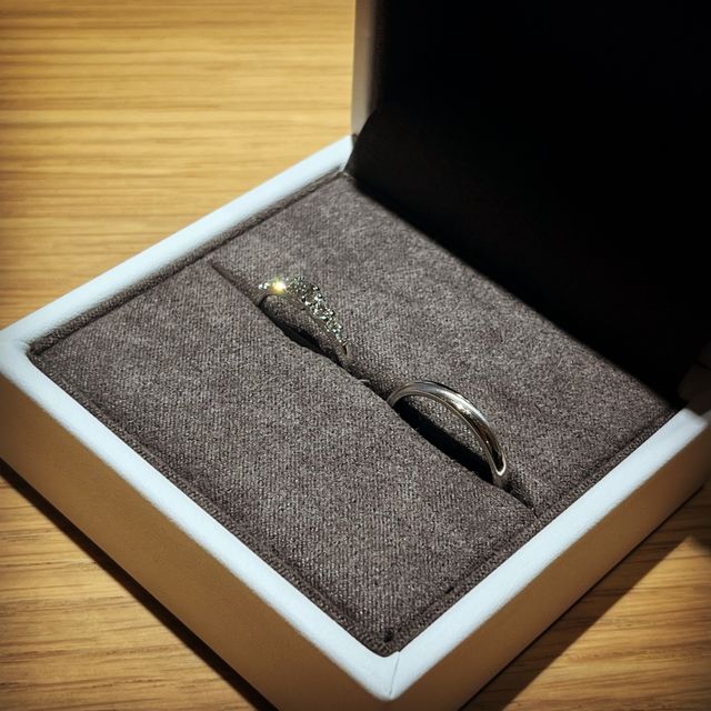 【Galopine & Galopin(ガロピーネガロパン)の口コミ】 ゴージャスなデザインのものを探していましたが、なかなか思った物に出会…