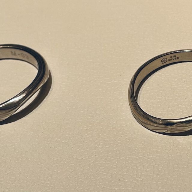 【杢目金屋(もくめがねや)の口コミ】 世界に一組しかないという特別感と、珍しい木目のデザインが気になって来…