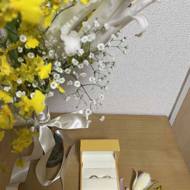 【ケイウノ ブライダル(K.UNO BRIDAL)の口コミ】 デザインが、少しポイント的にくねっと曲がっており、ラインがとても綺麗…