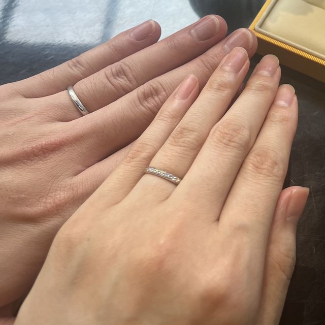 【ケイウノ ブライダル(K.UNO BRIDAL)の口コミ】 つけ心地がとてもよいです。デザインも色やダイヤの追加、表面加工などカ…