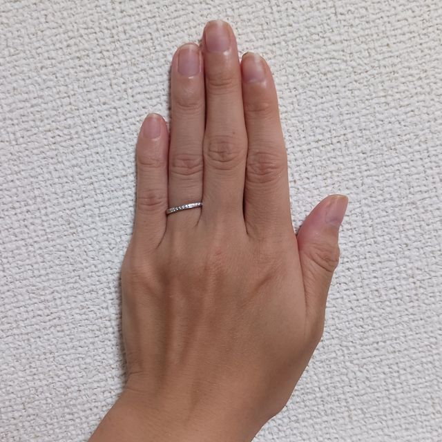 【俄(にわか)の口コミ】 婚約指輪がかれんだったので、セットリングにしたくて結婚指輪もかれんに…