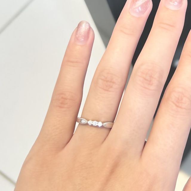 【エクセルコダイヤモンド(EXELCO DIAMOND)の口コミ】 ダイヤモンドの美しさと、リングのエレガントさです。エクセルコのダイヤ…