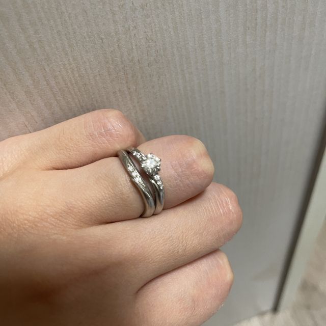 【エクセルコダイヤモンド(EXELCO DIAMOND)の口コミ】 名前がとてもカワイイです。フランスの言葉で月を意味するもので、そうい…