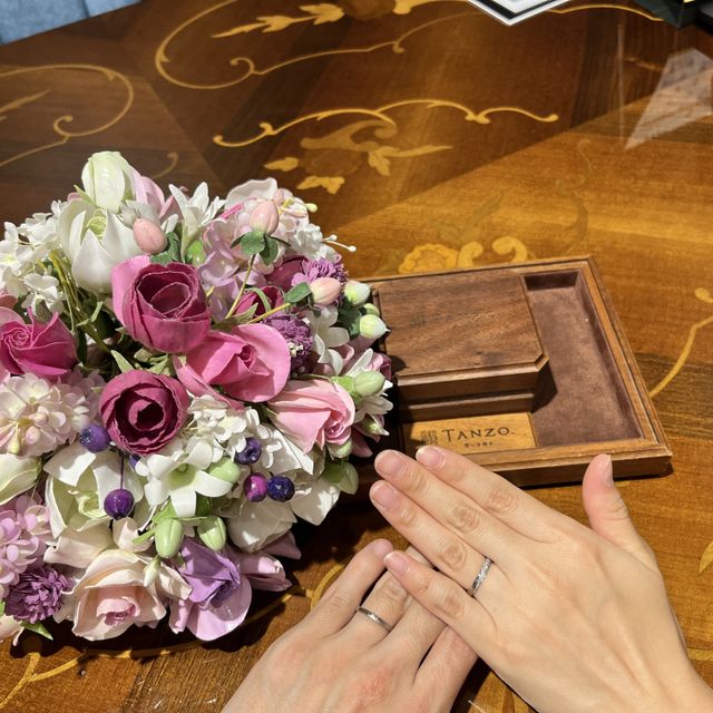 【TANZO.(鍛造指輪)の口コミ】 指輪のデザインに関しては実際のデザインの入った指輪の中からいくつか選…