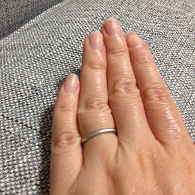 【カルティエ(Cartier)の口コミ】 購入の決め手はつけ心地とデザインでした。結婚指輪は毎日つける物なので…