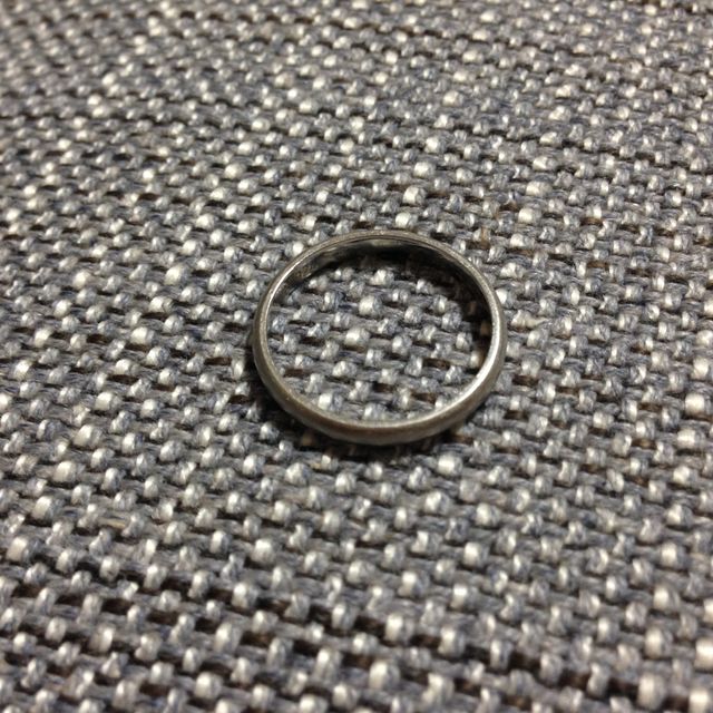 【カルティエ(Cartier)の口コミ】 購入の決め手はつけ心地とデザインでした。結婚指輪は毎日つける物なので…