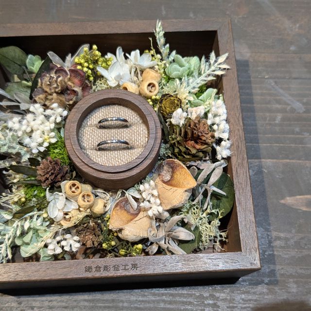 【鎌倉彫金工房の口コミ】 指輪のデザインや色の種類が豊富なので、シンプルなものを作りたい場合も…