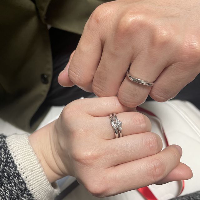 【銀座ダイヤモンドシライシの口コミ】 第一にデザインの良さです。ブライトボヤージュは銀座ダイヤモンドシライ…