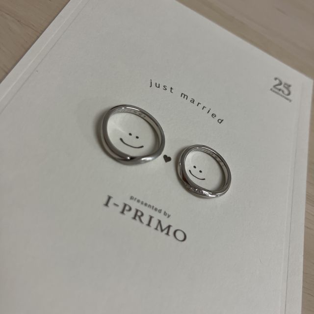 【アイプリモ(I-PRIMO)の口コミ】 デザインが北極星と北斗七星をイメージしており、彼の指輪の裏に星のマー…