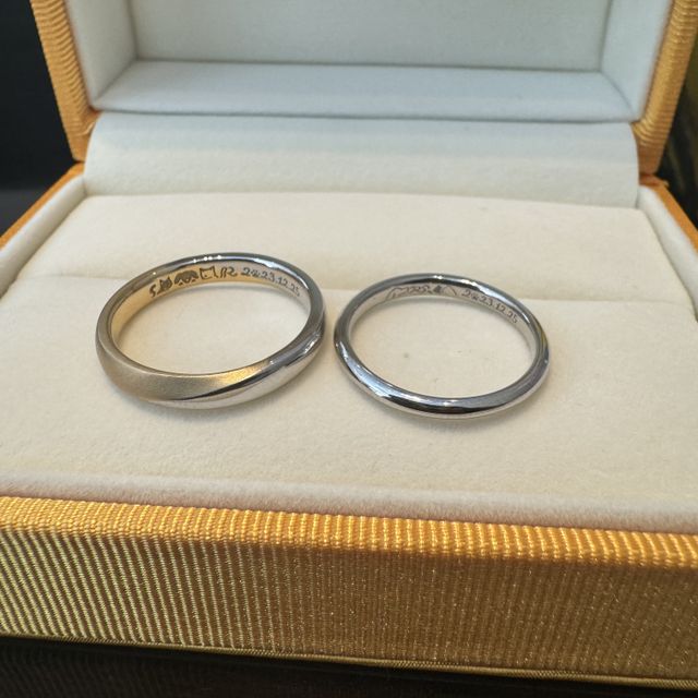 【ケイウノ ブライダル(K.UNO BRIDAL)の口コミ】 2人がそれぞれ好きなスタイルの指輪をたくさん見せて頂いてその中でも厳選…