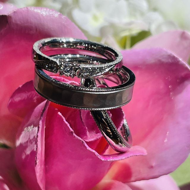 【TANZO.(鍛造指輪)の口コミ】 付けているだけで幸せになれる指輪です。
TANZOの婚約指輪を4月から付けて…