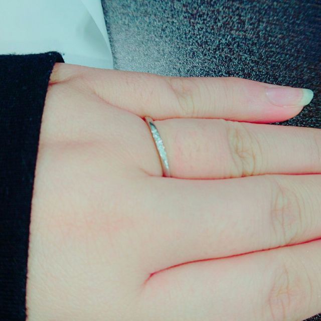 【RosettE(ロゼット)の口コミ】 3つの中から絞ったのですが、つけ心地がよくかなり細身なので違和感なく生…