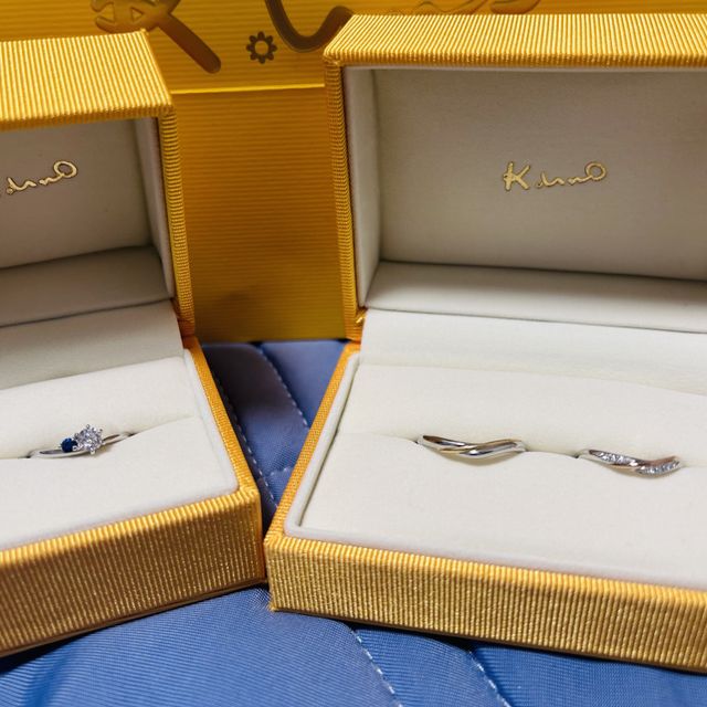 【ケイウノ ブライダル(K.UNO BRIDAL)の口コミ】 シンプルですが華やかさもプラスされるようなデザインになっているためど…