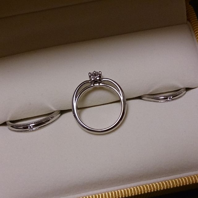 【ケイウノ ブライダル(K.UNO BRIDAL)の口コミ】 デザイナーさんに自分の希望を伝えながら、納得のいくデザインが実現でき…