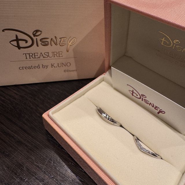 【ケイウノ ブライダル(K.UNO BRIDAL)の口コミ】 ディズニーデザインが既製品でも沢山種類があるのが素敵！！オーダーメイ…