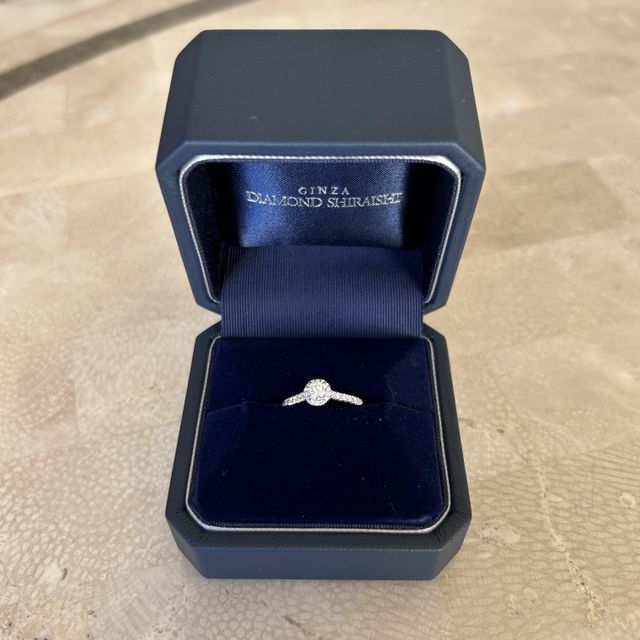 【銀座ダイヤモンドシライシの口コミ】 ブーケをイメージしているデザインのものを選びました！
いろいろ見ました…