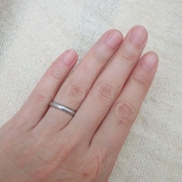 【ギンザタナカブライダル(GINZA TANAKA BRIDAL)の口コミ】 シンプルで、ずっと飽きないデザインのものを探していました。
何件か銀座…