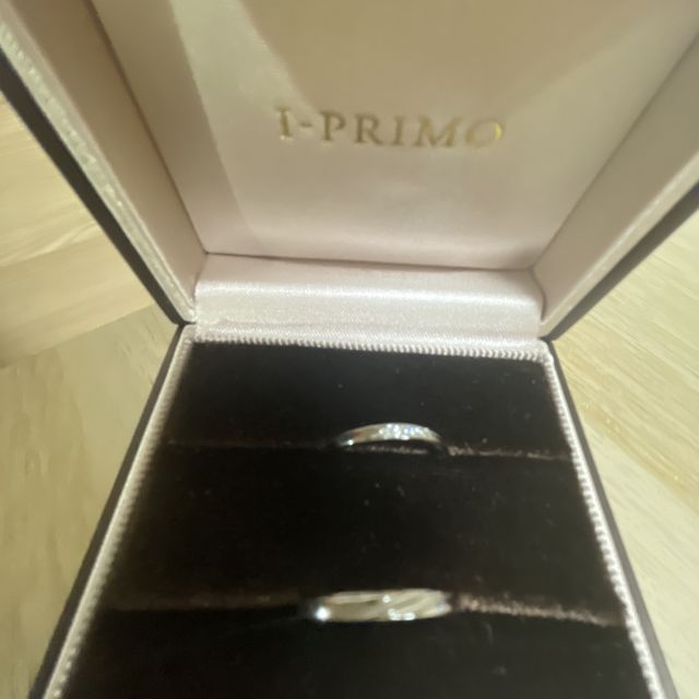 【アイプリモ(I-PRIMO)の口コミ】 華やかすぎず、シンプルすぎず、可愛らしいデザイン。
程よく個性がある。…
