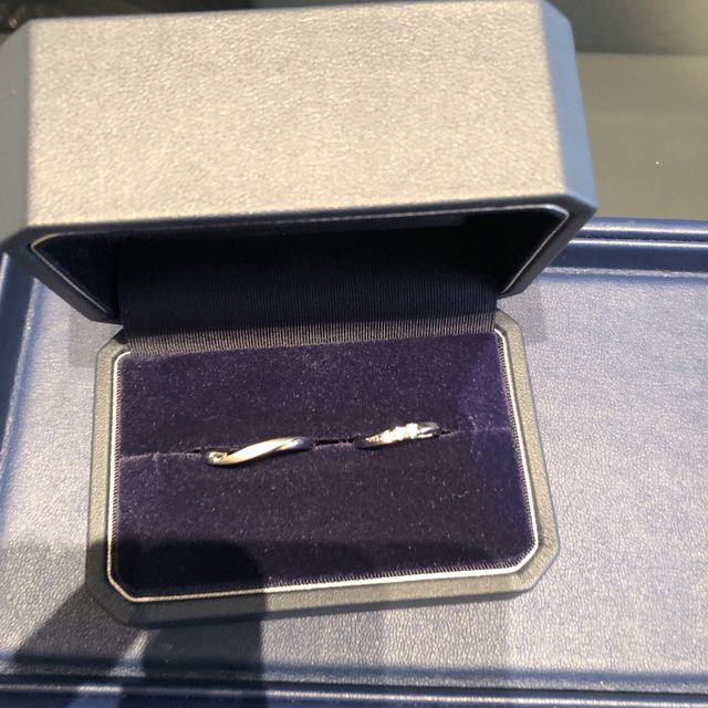 【銀座ダイヤモンドシライシの口コミ】 とても付け心地が最高です。また、見た目のデザインもとても、自分好みで…