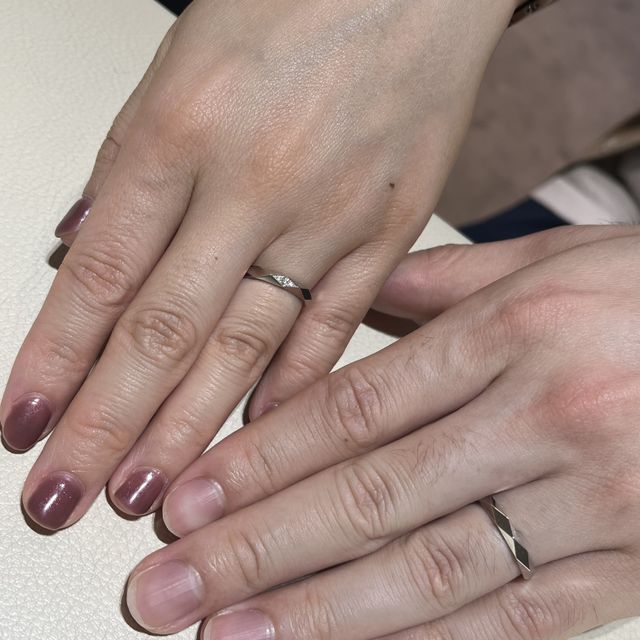 【ブシュロン(BOUCHERON)の口コミ】 多面的なファセットカットが施されているファセット
リングはカラーや素材…