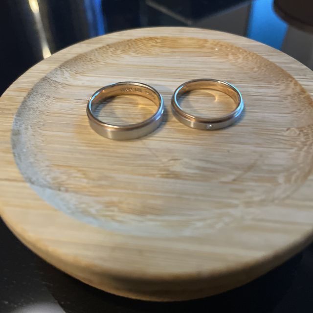 【Only You(オンリーユー)の口コミ】 シンプルで大人っぽく飽きが来ないデザインを選びました。当初はプラチナ…