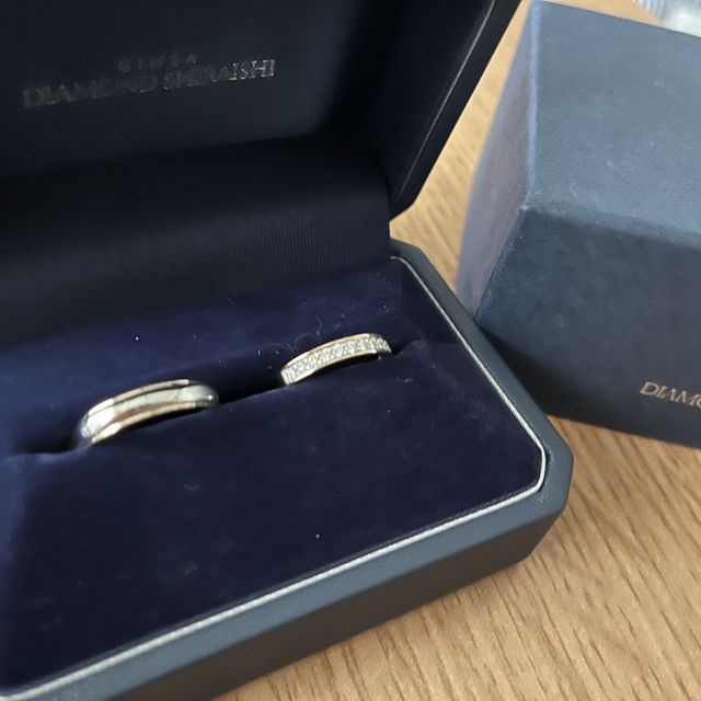 【銀座ダイヤモンドシライシの口コミ】 歳を重ねた時にシンプルよりもゴージャスな方が手の皺にも合うかなと思い…