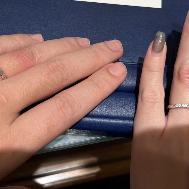 【銀座ダイヤモンドシライシの口コミ】 相手(男性側)はデザインを気に入り、すぐに決まりましたが、わたしは最後2…