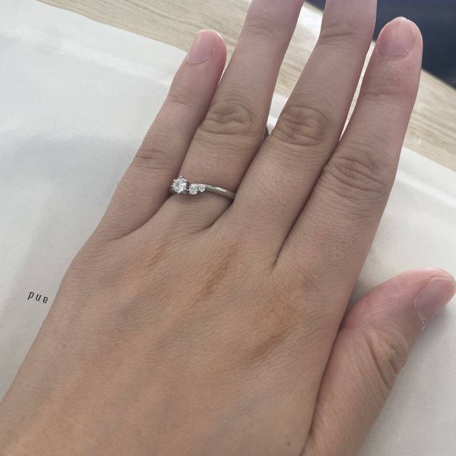 【銀座ダイヤモンドシライシの口コミ】 プロポーズリングがあるので、ぴったりのサイズが分からなかったり、好み…