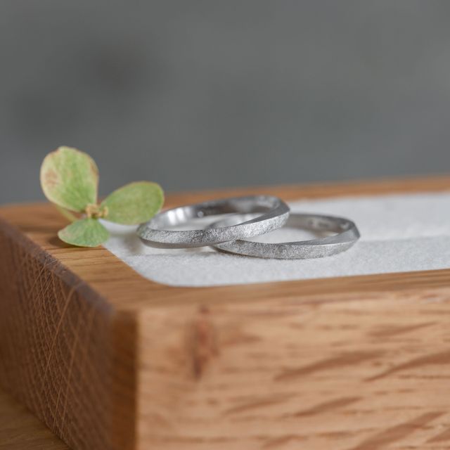 【Cayof(カヨフ)の口コミ】 主張しすぎず、でも少し個性があるシンプルな「ヒヤシンス」というデザイ…