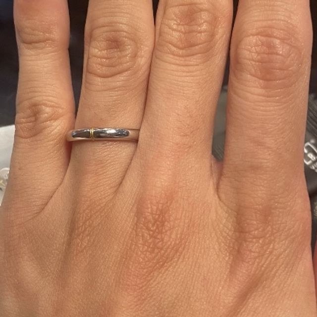 【ケイウノ ブライダル(K.UNO BRIDAL)の口コミ】 2人で指輪に金の糸を結びつける、というコンセプトに惹かれ、試着しました…