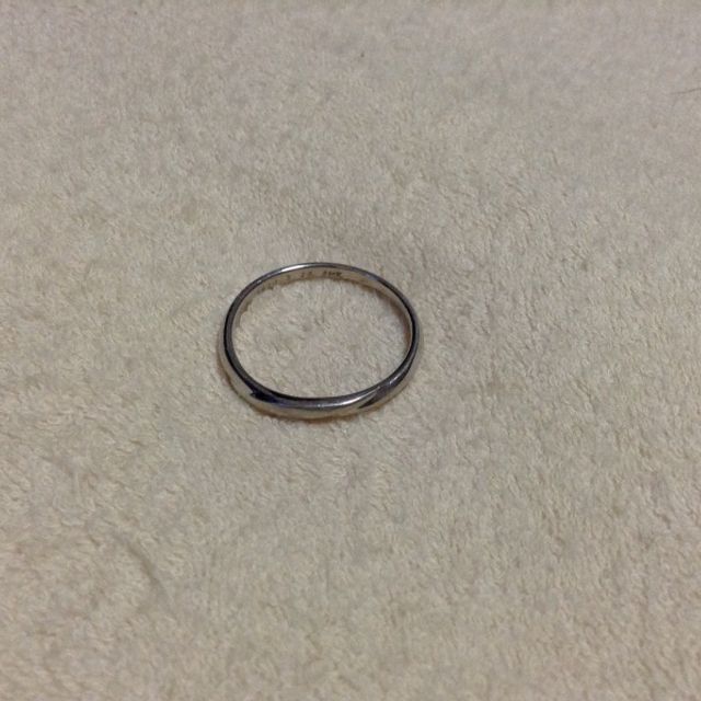 【アイプリモ(I-PRIMO)の口コミ】 仕事中にも付けるものなのであまり凹凸が無くシンプルなものが良いと思い…