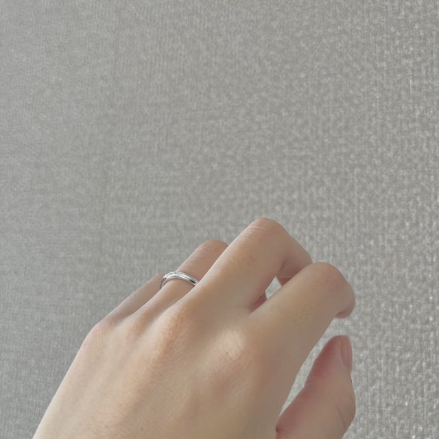 【銀座ダイヤモンドシライシの口コミ】 デザインが派手すぎず、シンプルすぎず、自分の好みのものだったのでこの…