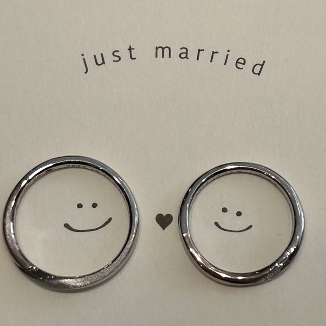 【アイプリモ(I-PRIMO)の口コミ】 おしゃれなデザインで良かったです。形が手馴染みがよく、色味も2色でこだ…