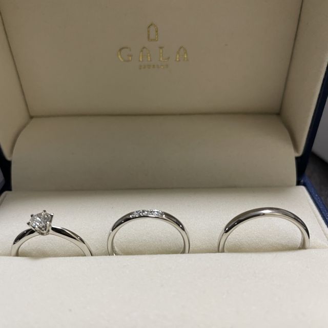 【GALA JEWELRY(ガラジュエリー)の口コミ】 指輪を買う上で考えたことが、デザインの良さと価格です。その点でガラジ…