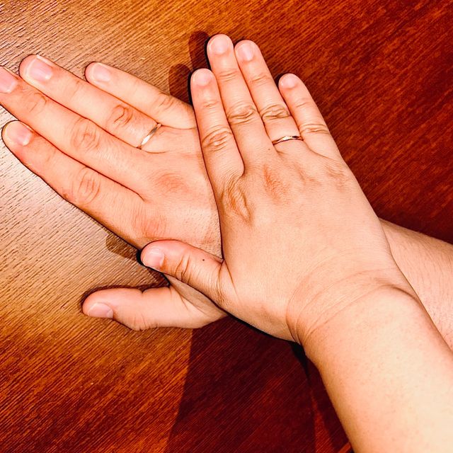 【AMOUR AMULET(アムール・アミュレット)の口コミ】 セミオーダーで表面仕上げを、"全周マット加工"にしていただき…